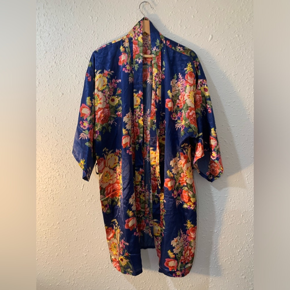 N/A, S-M, Navy blue with florals!